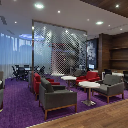 Hampton By Hilton Kayasehir Hotel Estambul
