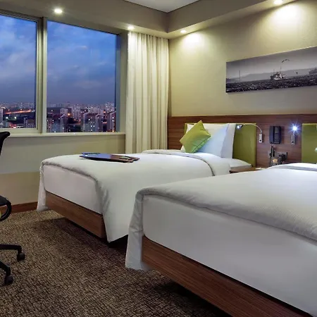 Hampton By Hilton Kayasehir Hotel Estambul