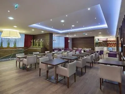 Hotel Hampton By Hilton Kayasehir Estambul