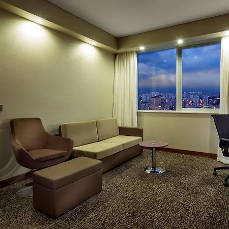 Hampton By Hilton Kayasehir Отель Стамбул