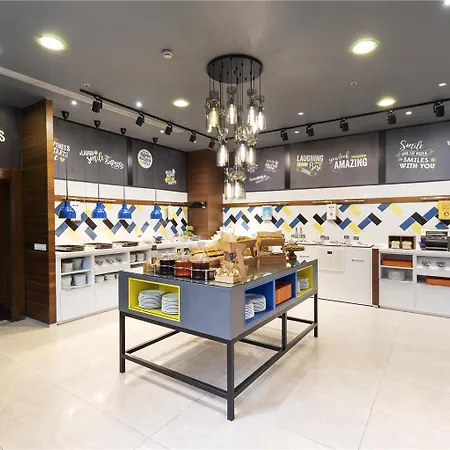 Hampton By Hilton Kayasehir 4* 이스탄불