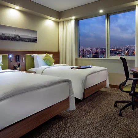 Hampton By Hilton Kayasehir Ξενοδοχείο Κωνσταντινούπολη