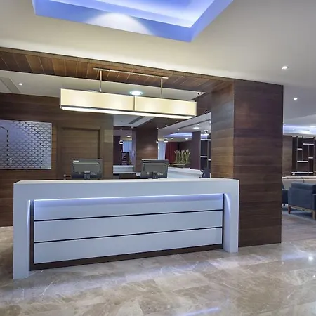 Hampton By Hilton Kayasehir 3* イスタンブール