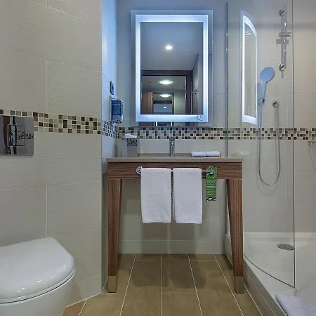 Hampton By Hilton Kayasehir ホテル 3*