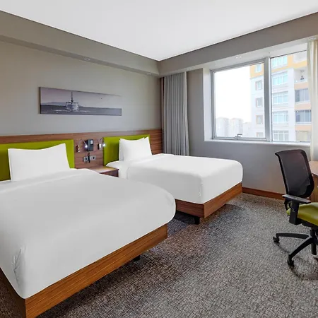 Hampton By Hilton Kayasehir ホテル