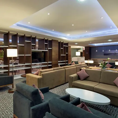 Hampton By Hilton Kayasehir 3*