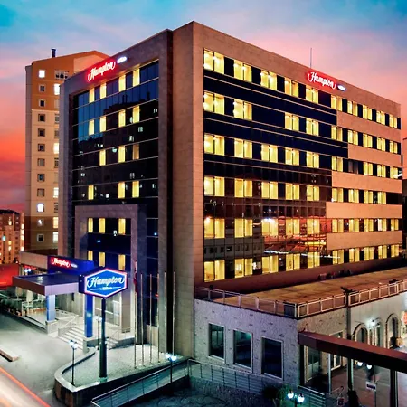 Hampton By Hilton Kayasehir 3*