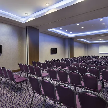 Hampton By Hilton Kayasehir イスタンブール