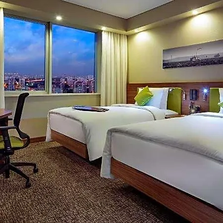 Hampton By Hilton Kayasehir Hotel