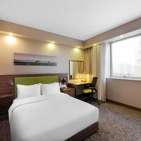 Hampton By Hilton Kayasehir Hotel