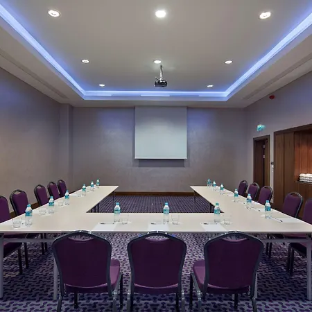 Hampton By Hilton Kayasehir Ξενοδοχείο 3*