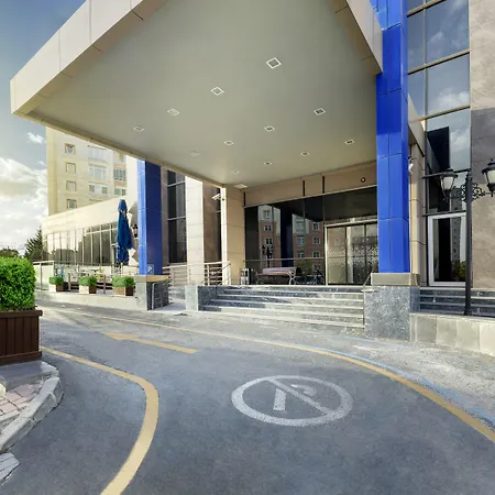 Hampton By Hilton Kayasehir