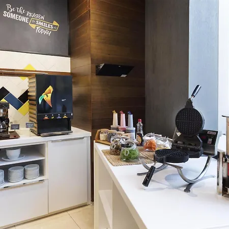 Hampton By Hilton Kayasehir Hotel