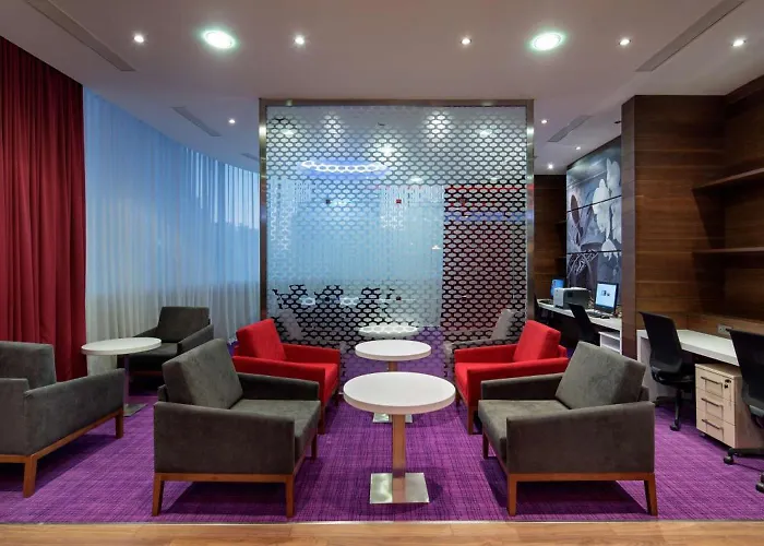 Hampton By Hilton Kayasehir Стамбул