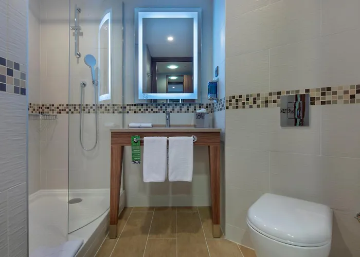 Hampton By Hilton Kayasehir