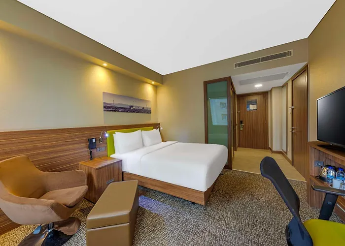 Hampton By Hilton Kayasehir 3*