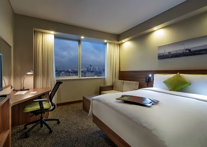 Hampton By Hilton Kayasehir 3*