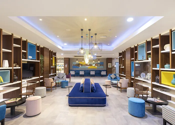 Hampton By Hilton Kayasehir 3* Стамбул