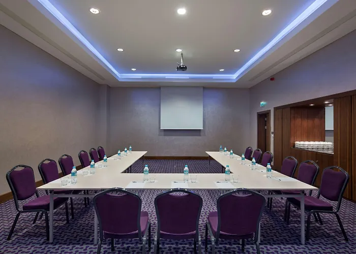 Hampton By Hilton Kayasehir Отель 3*