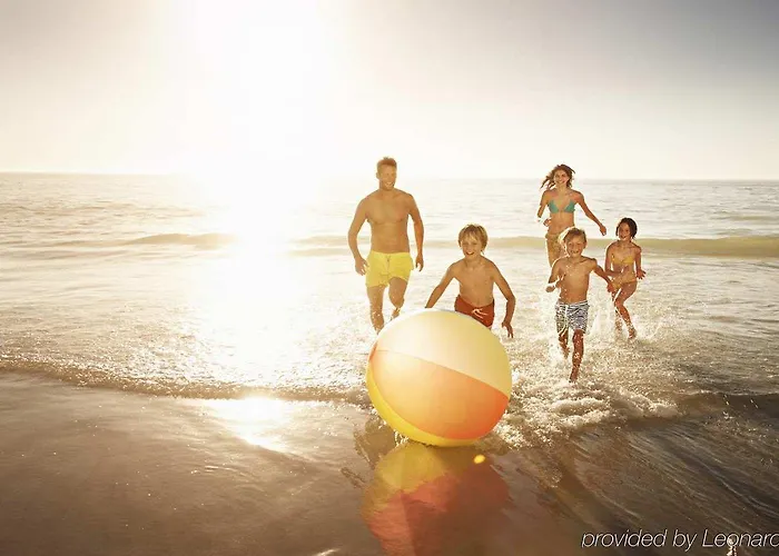 Hampton By Hilton Kayasehir 3*