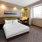 Hotel Hampton By Hilton Kayasehir