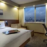 Hampton By Hilton Kayasehir 3*
