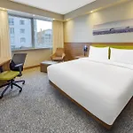 Hampton By Hilton Kayasehir Istanbul