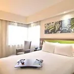 Hotel Hampton By Hilton Kayasehir 3*